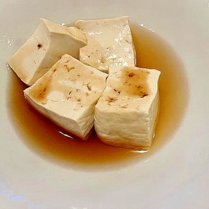 かつおと昆布のWだし湯豆腐